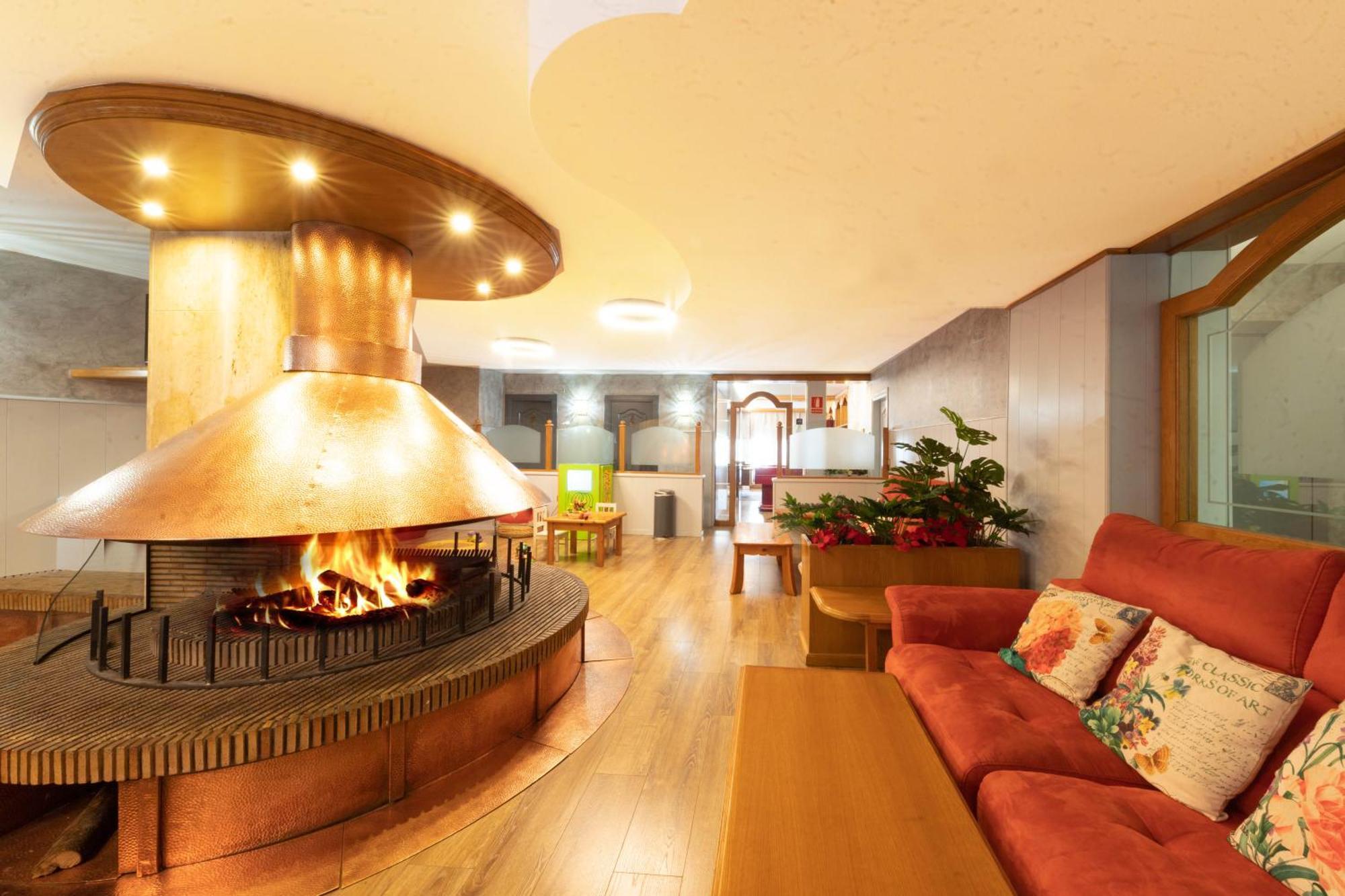 Hotel Guillem & Spa Encamp Esterno foto