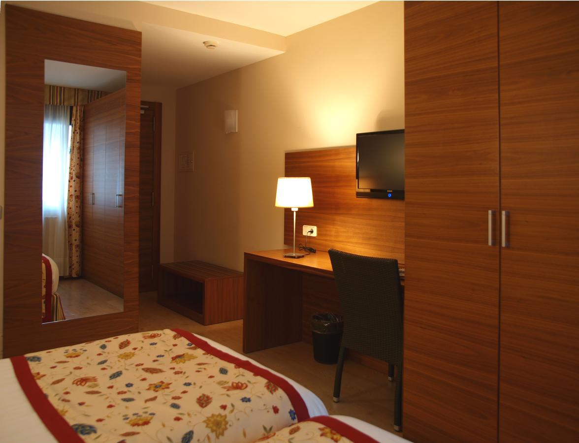 Hotel Guillem & Spa Encamp Esterno foto