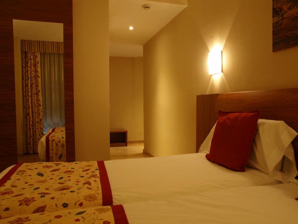 Hotel Guillem & Spa Encamp Esterno foto