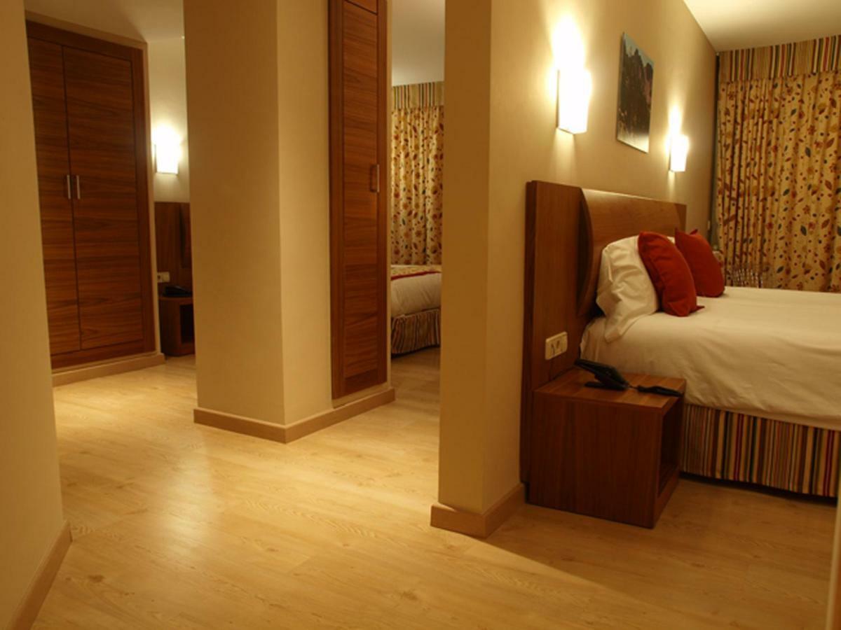 Hotel Guillem & Spa Encamp Esterno foto